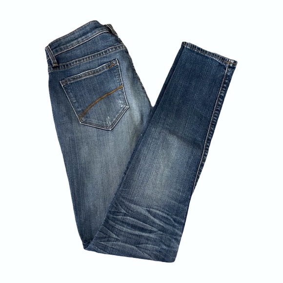 Driftwood Medium Wash Mid Rise Skinny Jeans - Picture 3 of 9